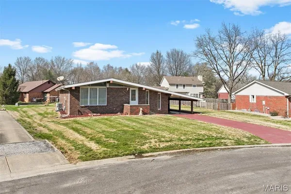 $185,000 | 595 West 4th Street, Trenton, IL 62293