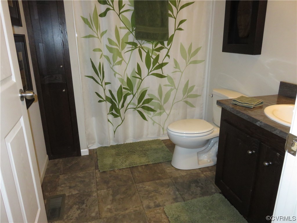 3680 Meadow Road Sandston, VA 23150 - Photo 36 of 41 Gallery Image 36