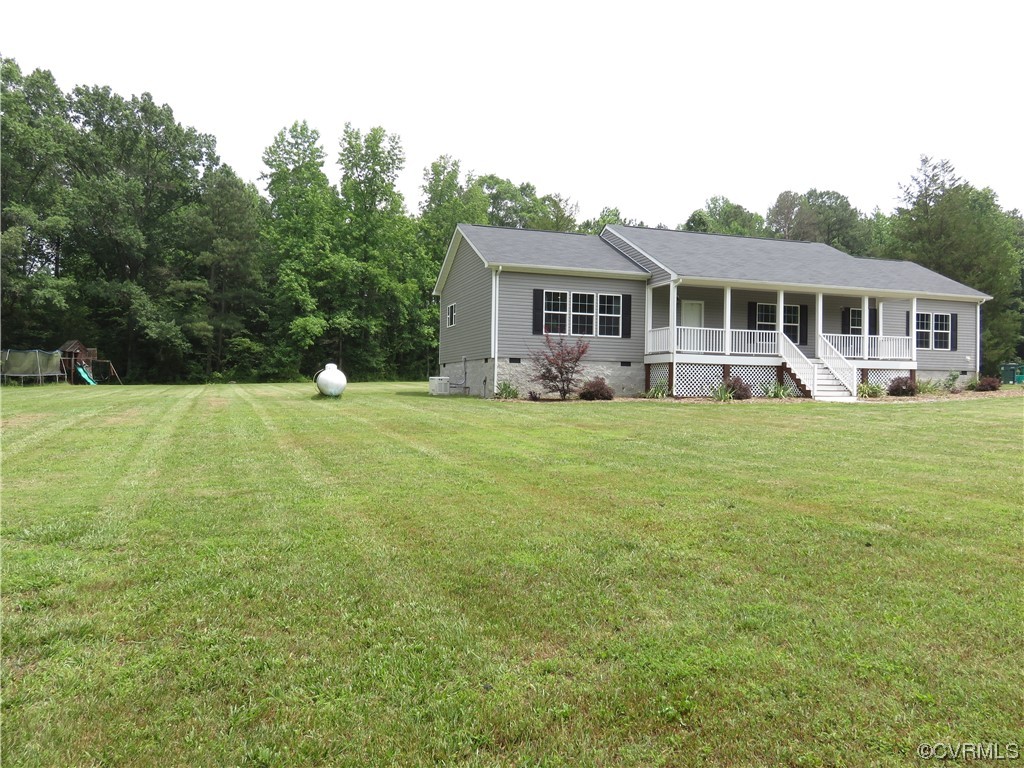 3680 Meadow Road Sandston, VA 23150 - Photo 5 of 41 Gallery Image 5