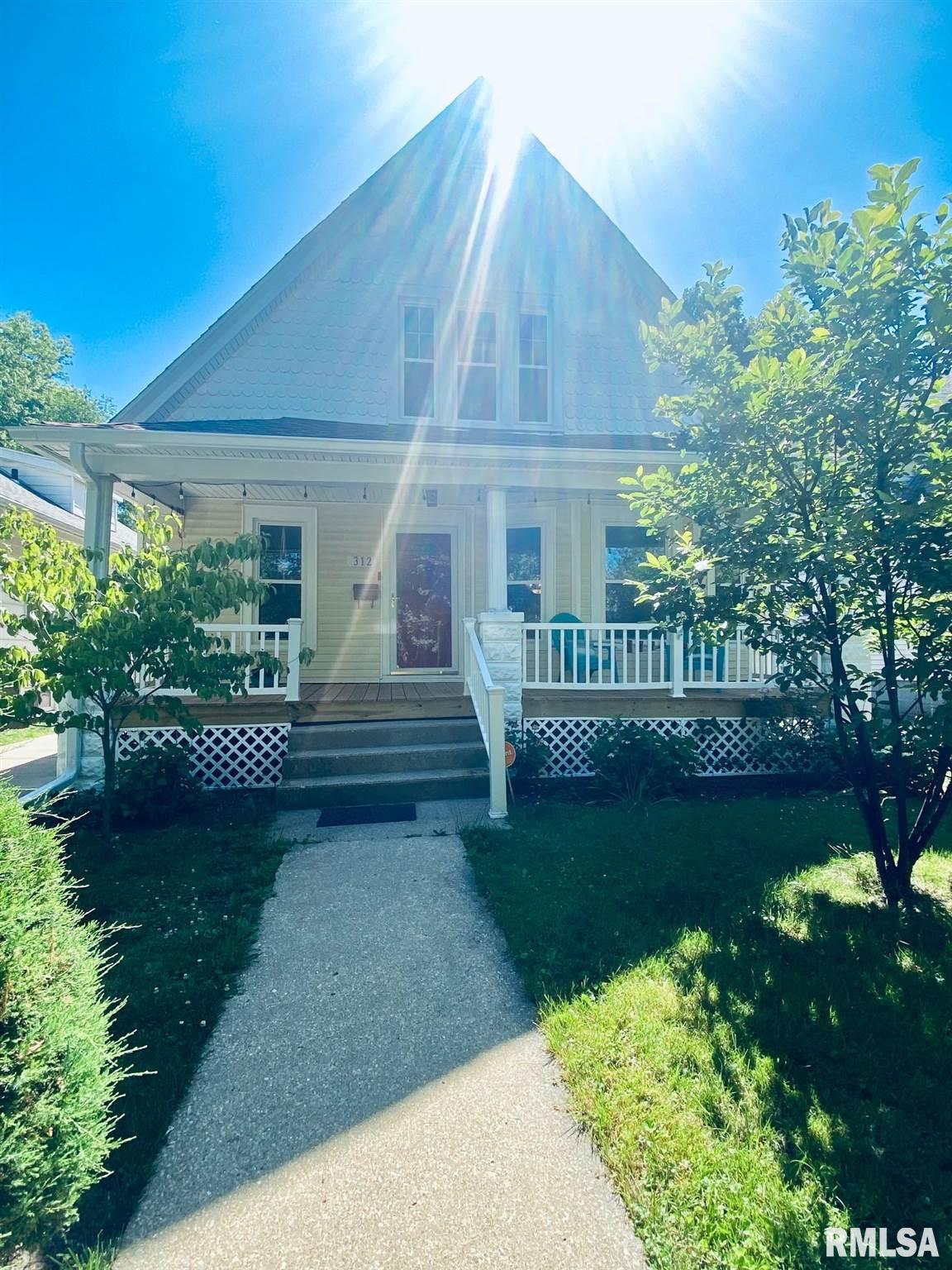 312 South Adelia Street Springfield, IL 62704 - Photo 1 of 16 Gallery Image 1