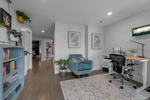 $1,529,000 | 37 Carlton Avenue, Port Washington, NY 11050