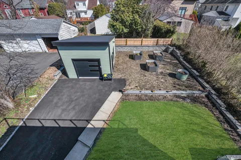 $1,529,000 | 37 Carlton Avenue, Port Washington, NY 11050
