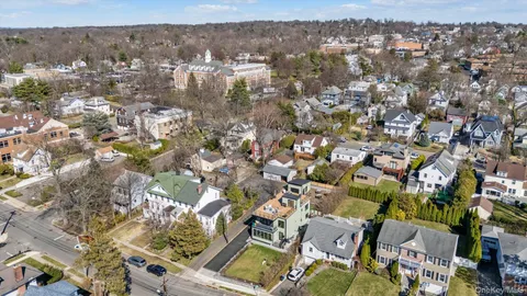 $1,529,000 | 37 Carlton Avenue, Port Washington, NY 11050
