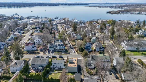 $1,529,000 | 37 Carlton Avenue, Port Washington, NY 11050