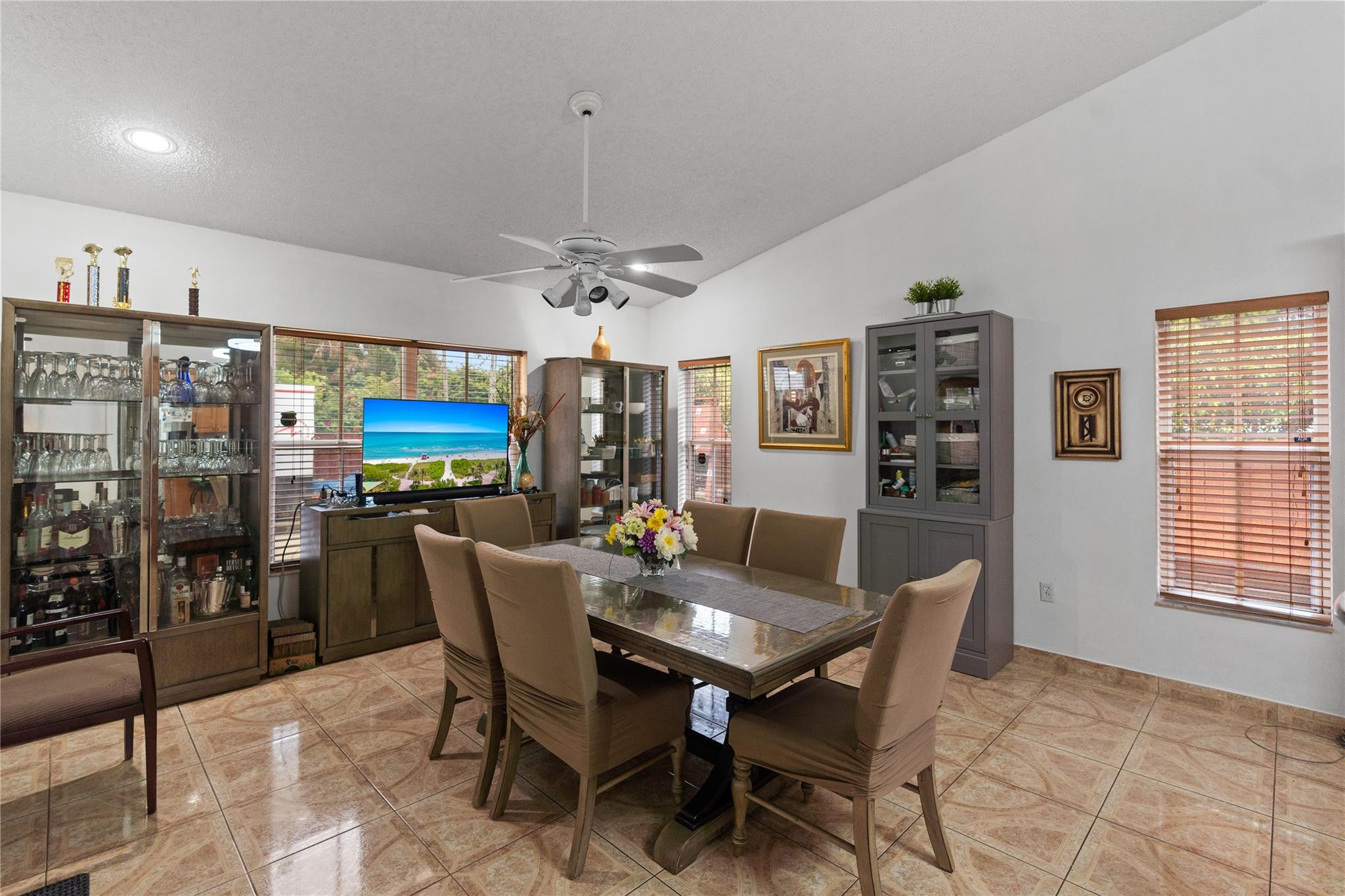 7440 Southwest 93rd Avenue Miami, FL 33173 - Photo 29 of 50 a view of a dining room with furniture