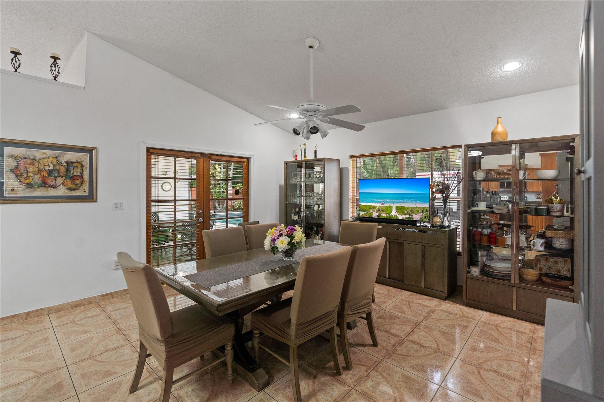 7440 Southwest 93rd Avenue Miami, FL 33173 - Photo 30 of 50 a view of a dining room with furniture
