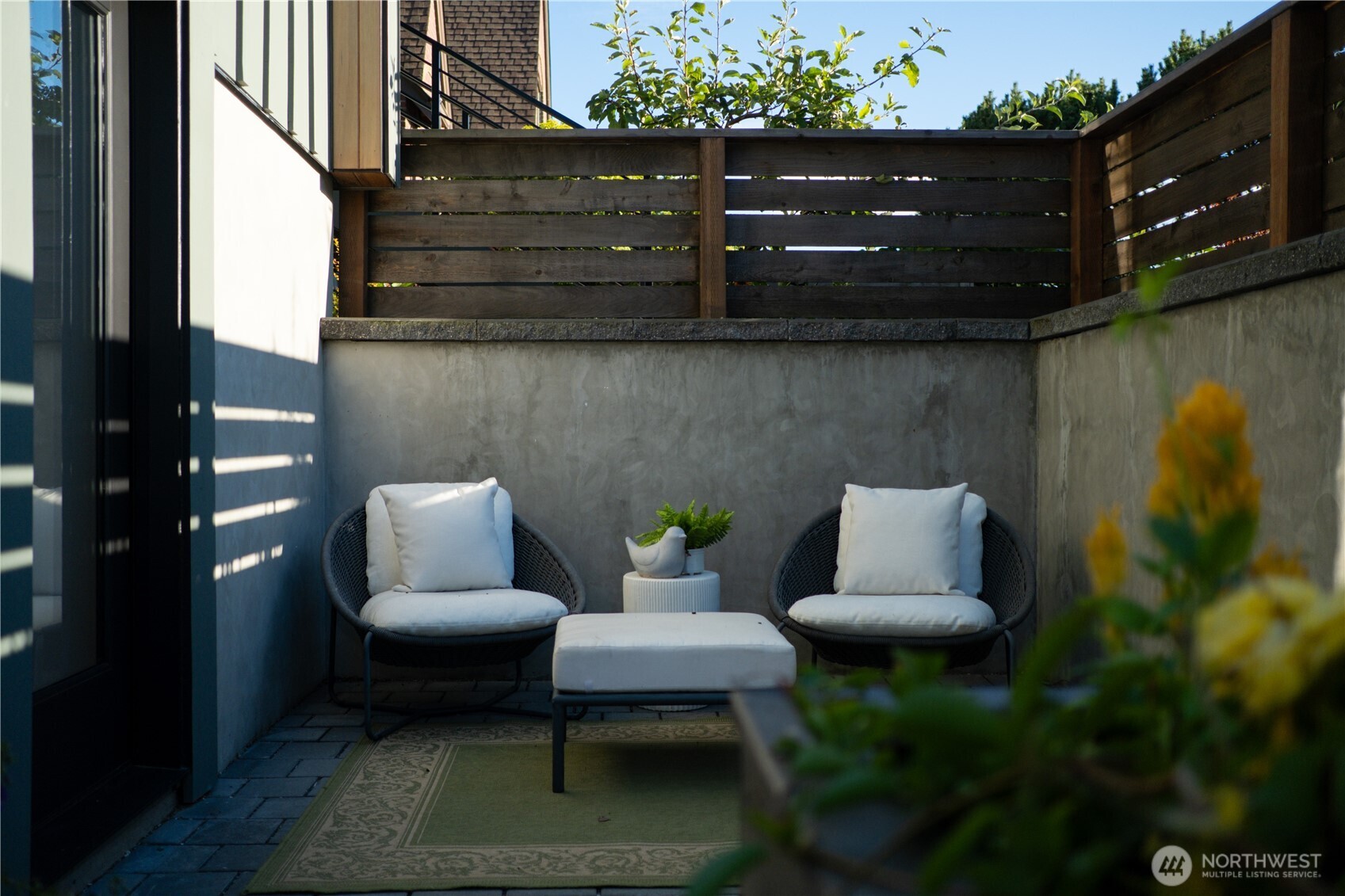 4021 West Raye Street Seattle, WA 98199 - Photo 28 of 39 Gallery Image 28