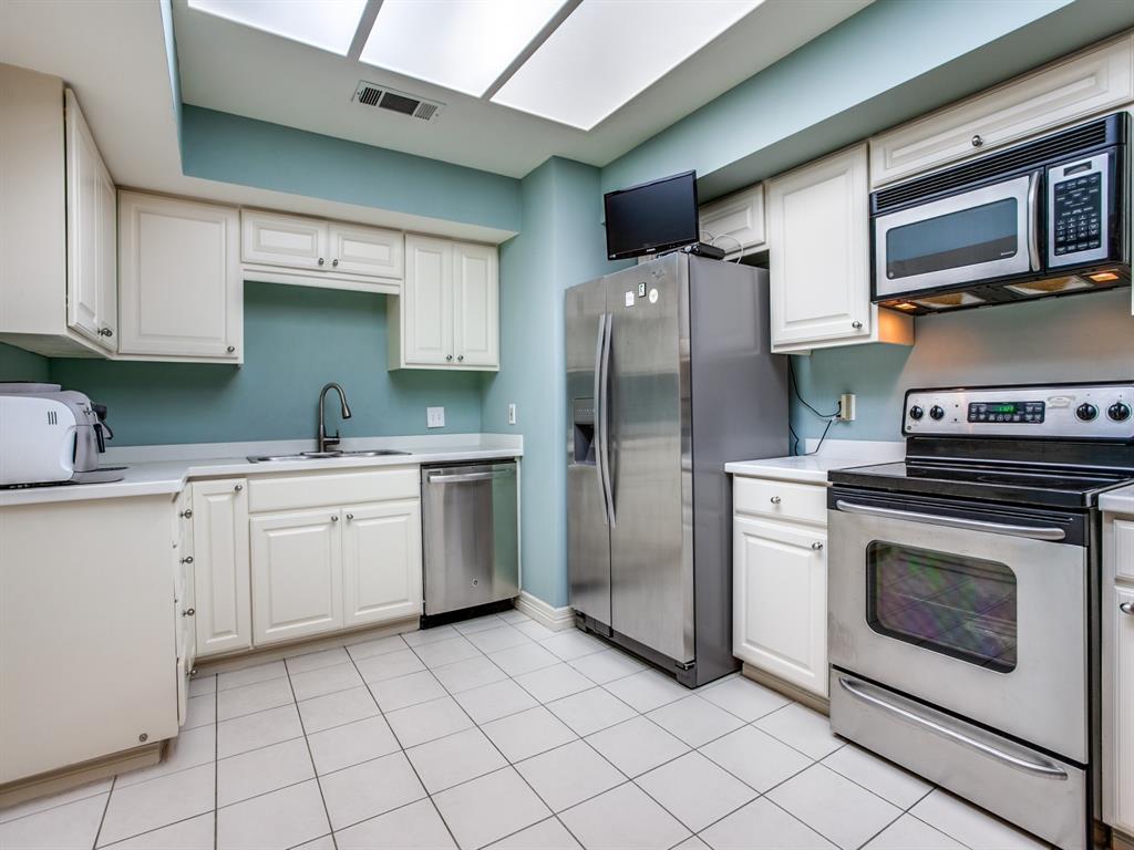 5200 Keller Springs Road, Unit 227 Dallas, TX 75248 - Photo 15 of 24