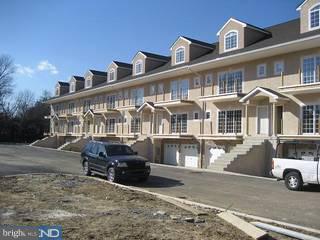 290 Byberry Road, Unit 7 Philadelphia, PA 19116 - Photo 2 of 6 Gallery Image 2
