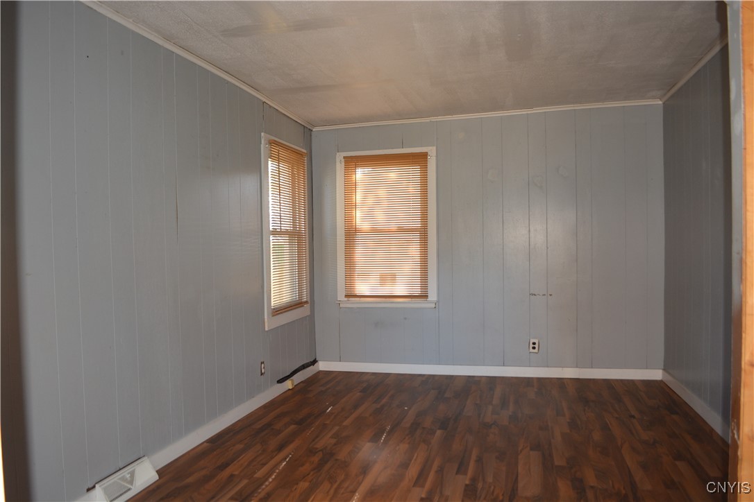 126 Turin Street Rome, NY 13440 - Photo 10 of 36 Apt 3 living room