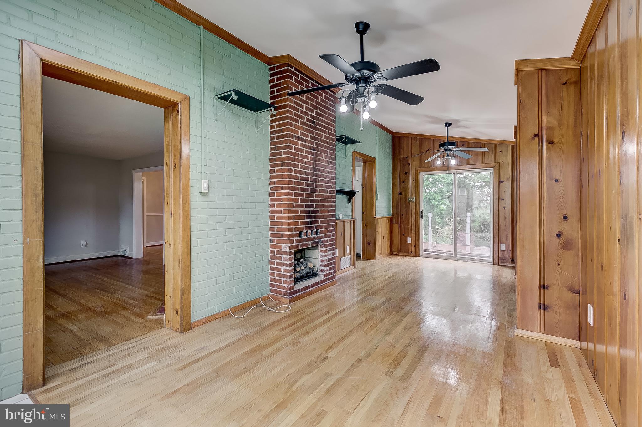 502 West Joppa Road Baltimore, MD 21204 - Photo 17 of 49 Family Rm w/ Gas Fireplace