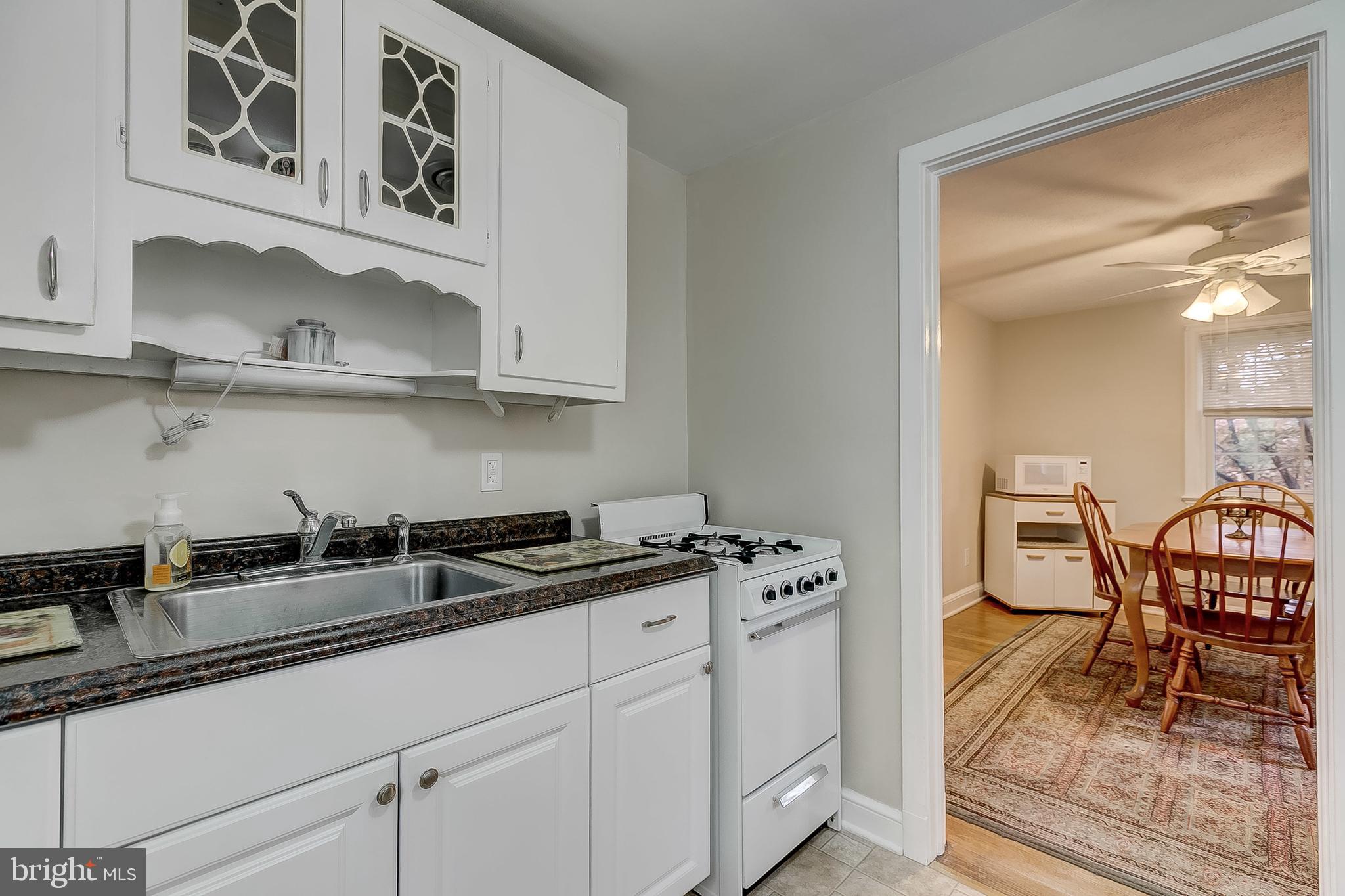 502 West Joppa Road Baltimore, MD 21204 - Photo 37 of 49 2nd Level Kitchen