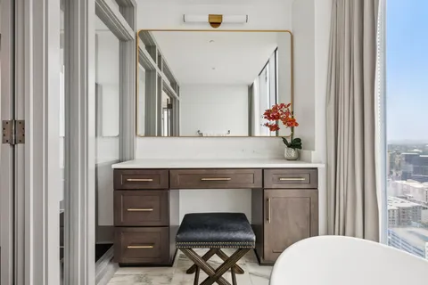$1,825,000 | 1616 West End Avenue, Unit 2701, Nashville, TN 37203