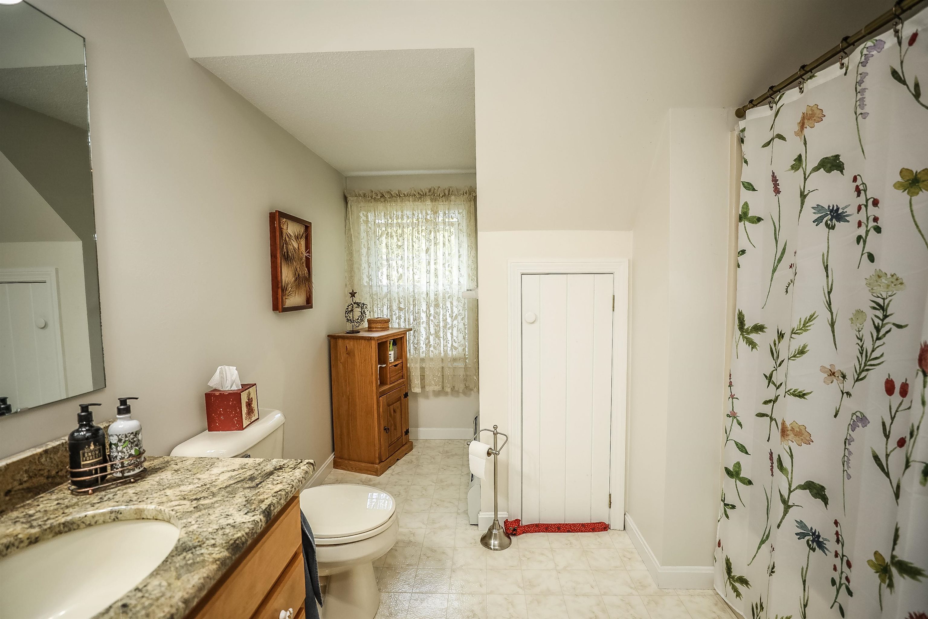 1551 Center Road Lyndeborough, NH 03082 - Photo 27 of 40 Gallery Image 27