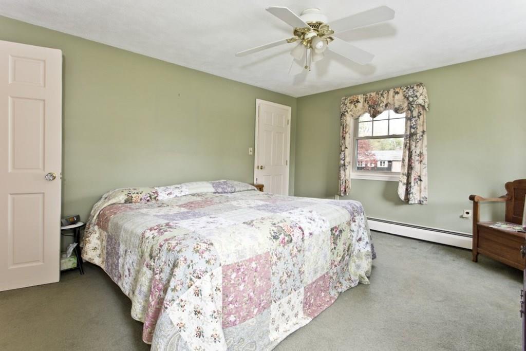 38 Edgemere Road Lynnfield, MA 01940 - Photo 33 of 42 Gallery Image 33