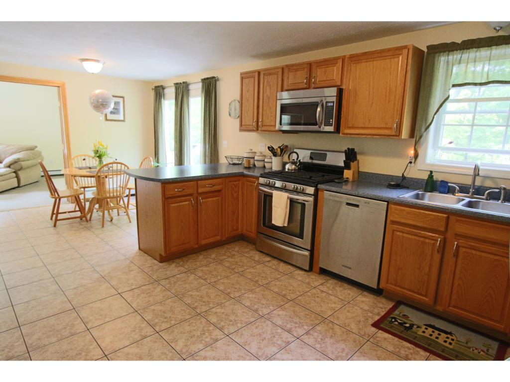 206 Melendy Road Milford, NH 03055 - Photo 3 of 32 Gallery Image 3