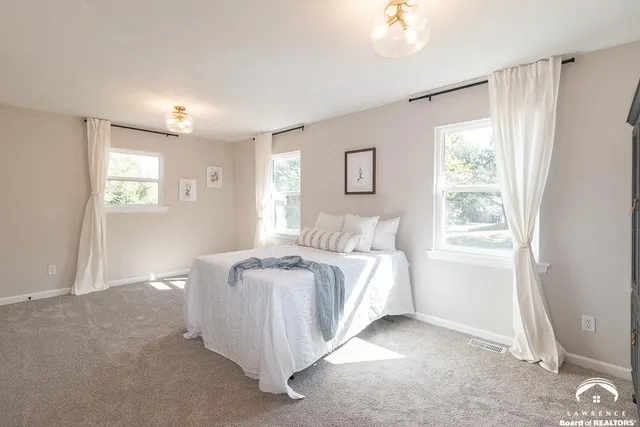 $315,000 | 1524 East 28th Terrace, Lawrence, KS 66046