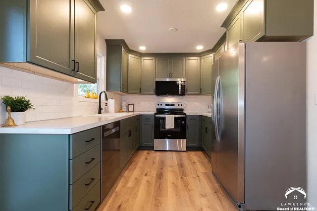 $315,000 | 1524 East 28th Terrace, Lawrence, KS 66046