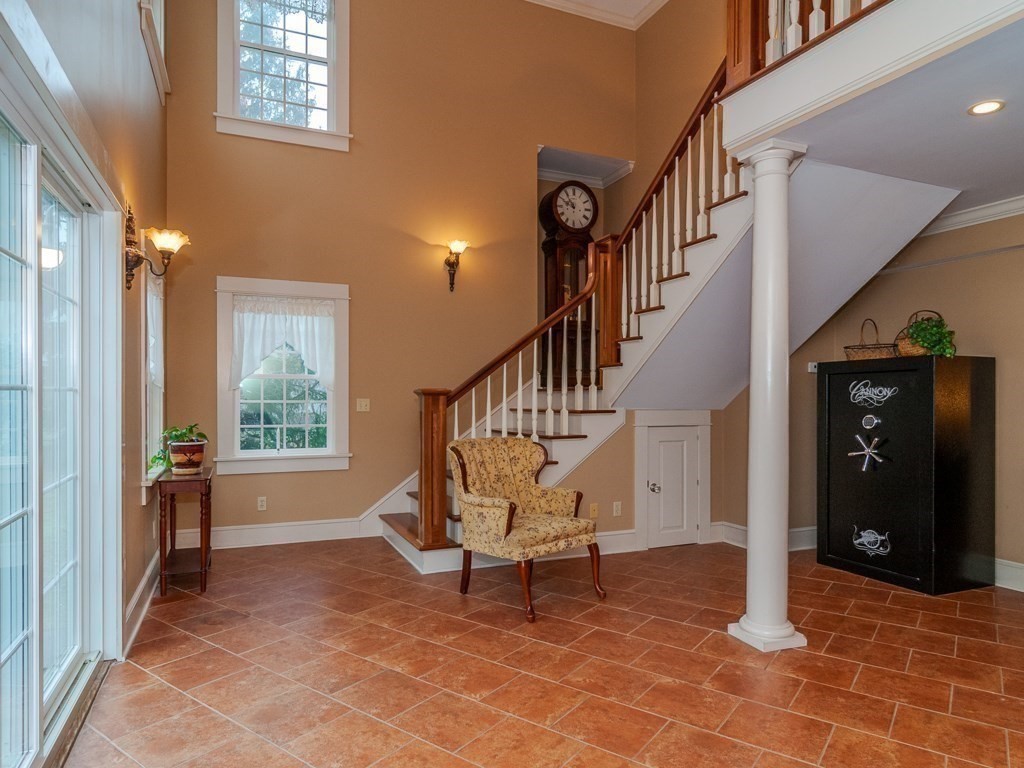 1156 Main Road Westport, MA 02790 - Photo 17 of 31 Gallery Image 17