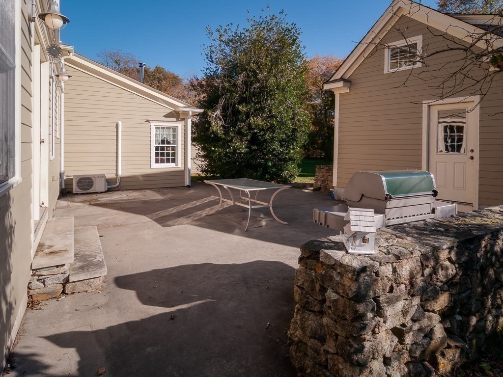 1156 Main Road Westport, MA 02790 - Photo 29 of 31 Gallery Image 29