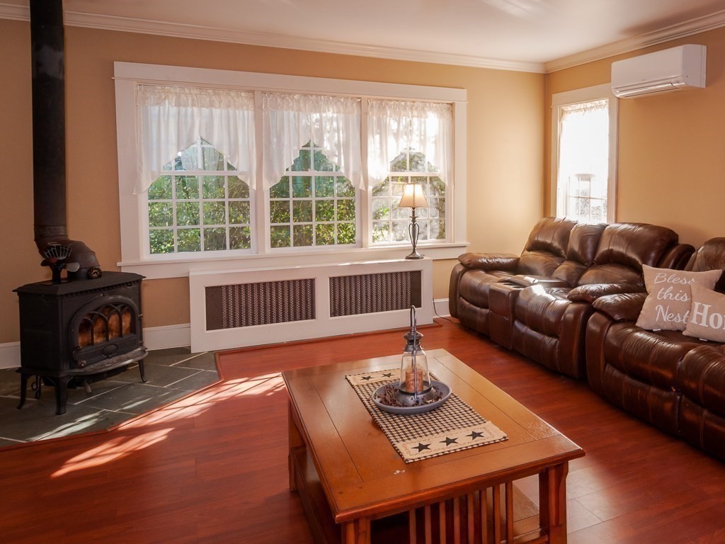 1156 Main Road Westport, MA 02790 - Photo 7 of 31 Gallery Image 7