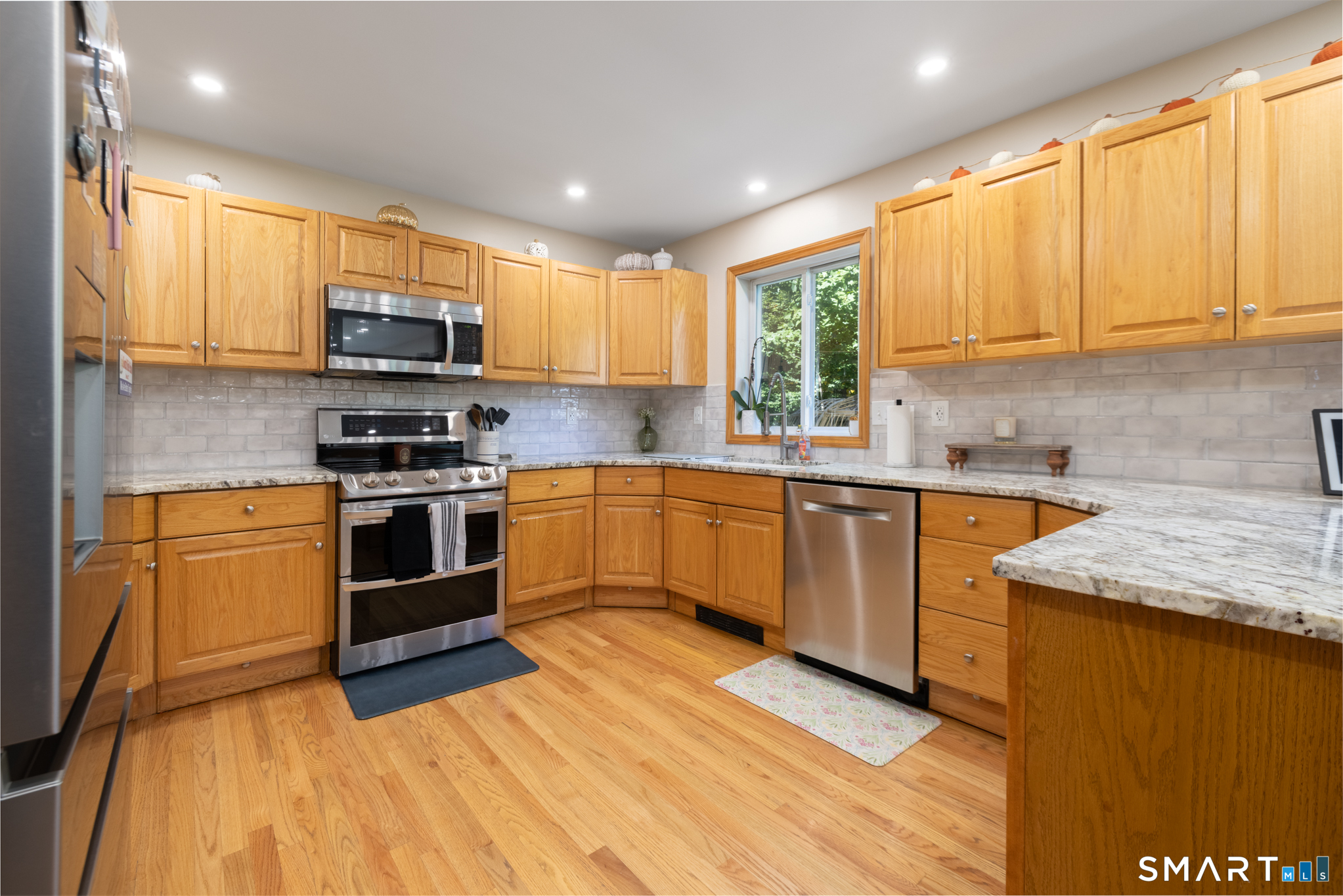 54 Miller Road Bristol, CT 06010 - Photo 8 of 37 Gallery Image 8