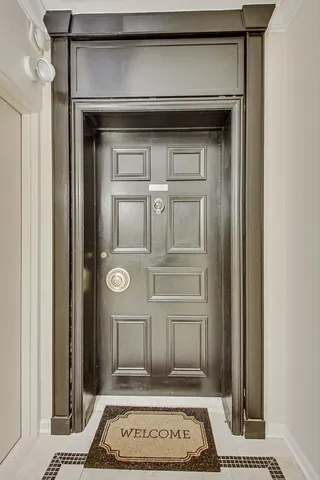 a view of entryway with a rug