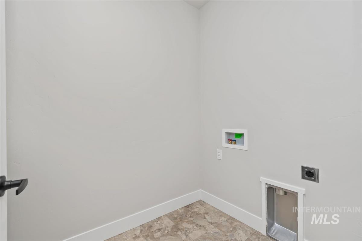 2830 West Jutland Street Meridian, ID 83642 - Photo 35 of 40 Washroom with hookup for an electric dryer and washer hookup