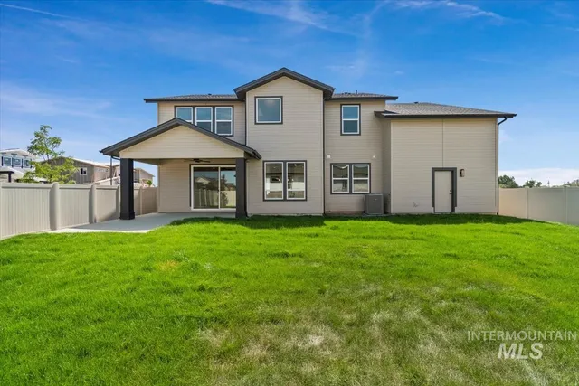 $699,900 | 2830 West Jutland Street, Meridian, ID 83642