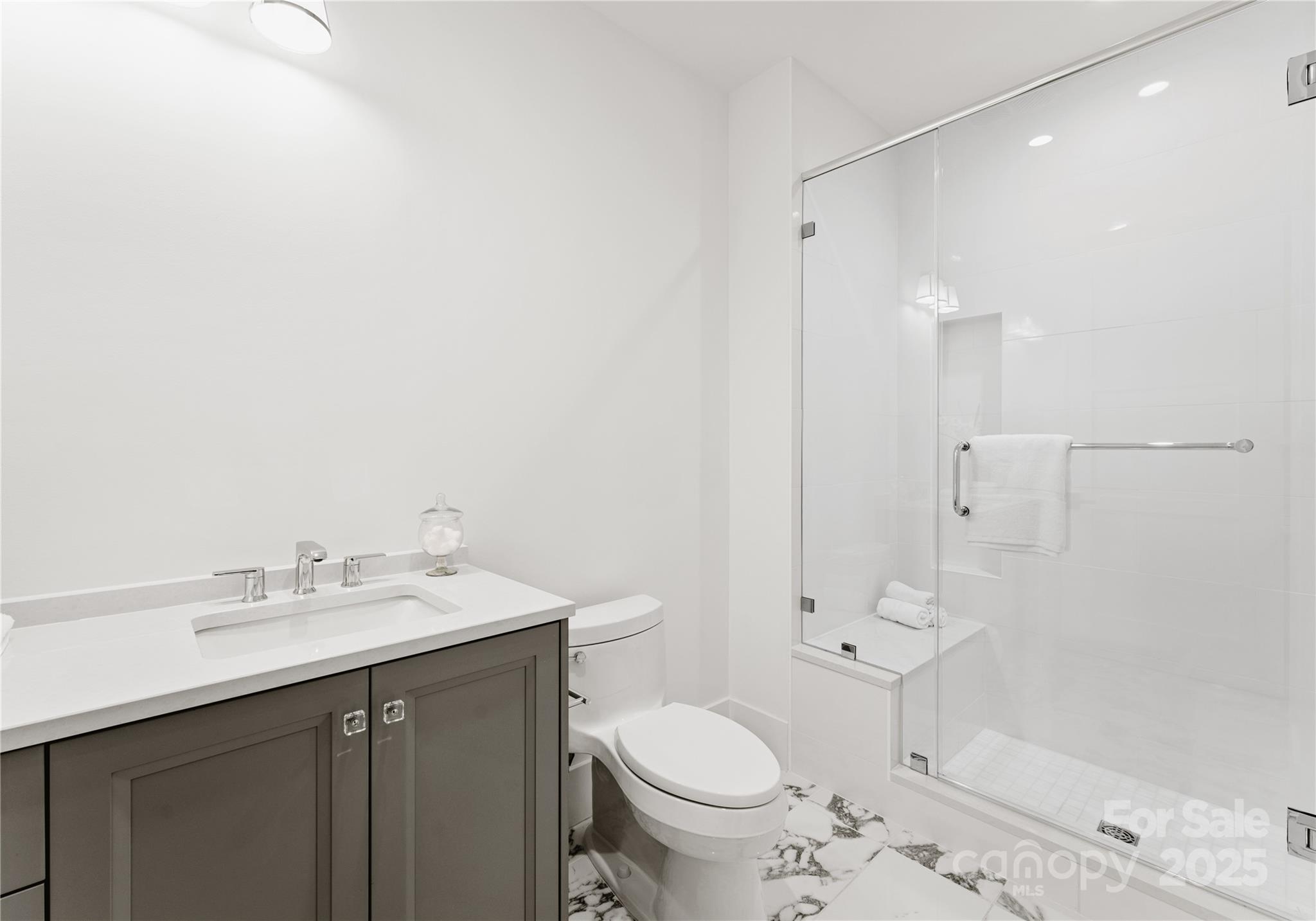 130 Cherokee Road, Unit 403 Charlotte, NC 28207 - Photo 21 of 37