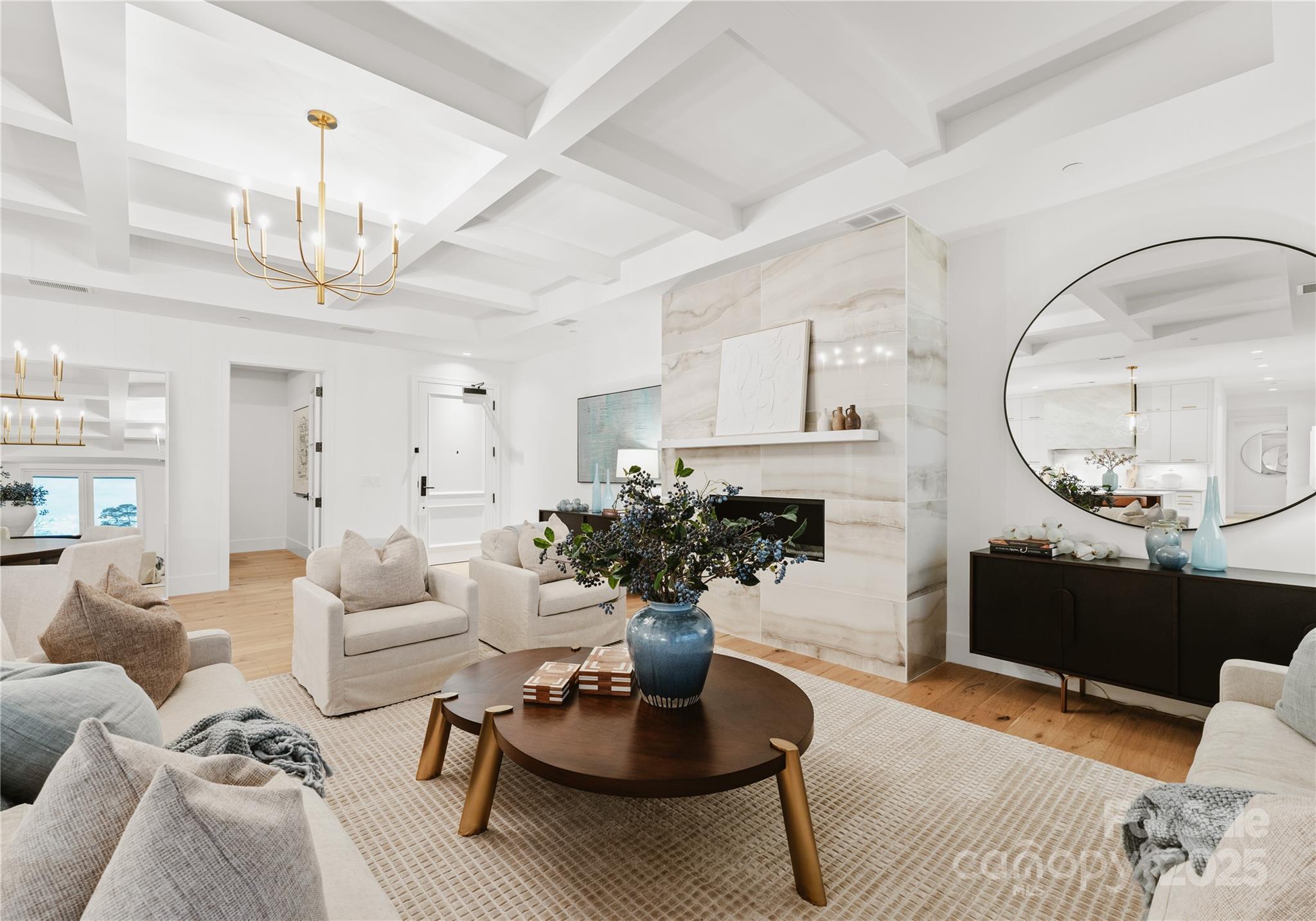 130 Cherokee Road, Unit 403 Charlotte, NC 28207 - Photo 7 of 37