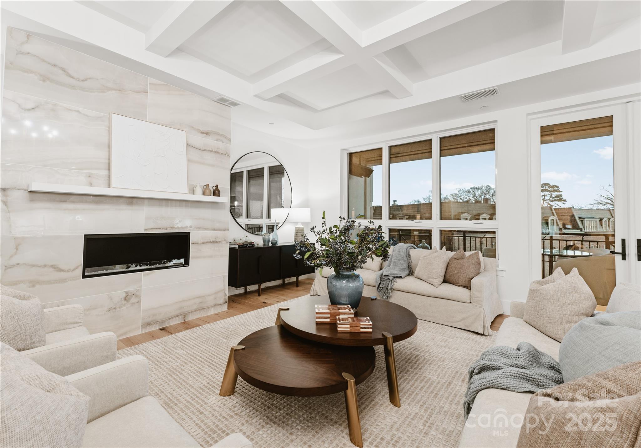 130 Cherokee Road, Unit 403 Charlotte, NC 28207 - Photo 8 of 37