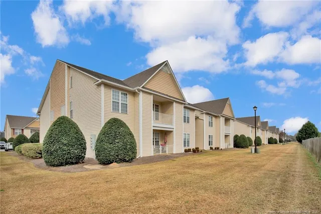 $195,000 | 1329 Kershaw Loop, Unit 139, Fayetteville, NC 28314