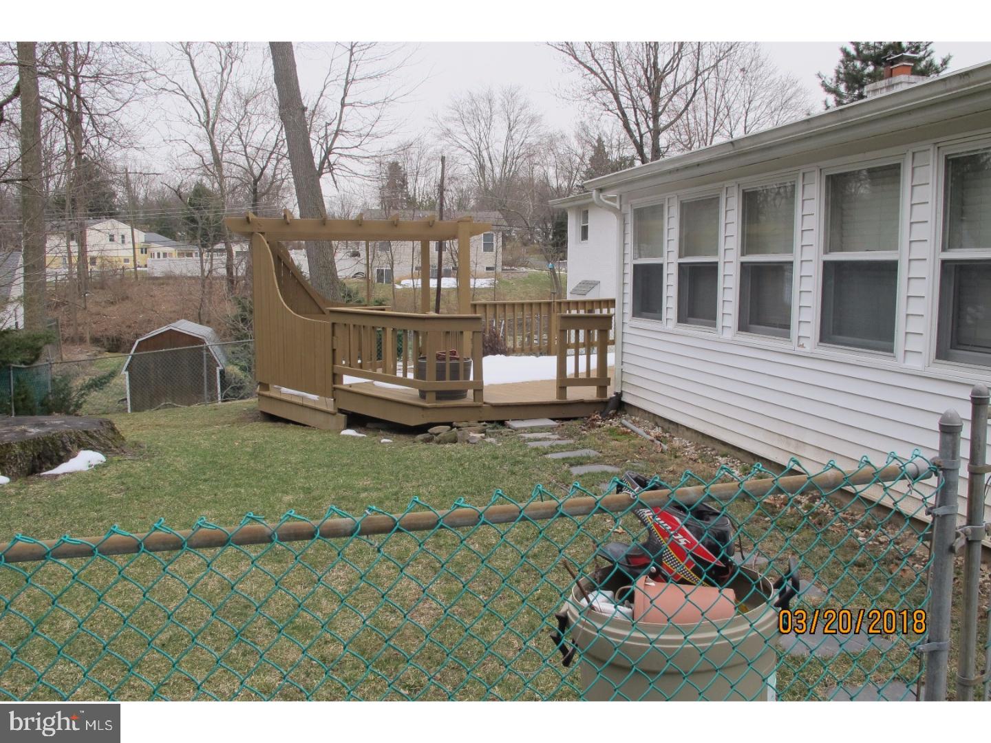 129 Mallard Road Holland, PA 18966 - Photo 3 of 20 Back Yard