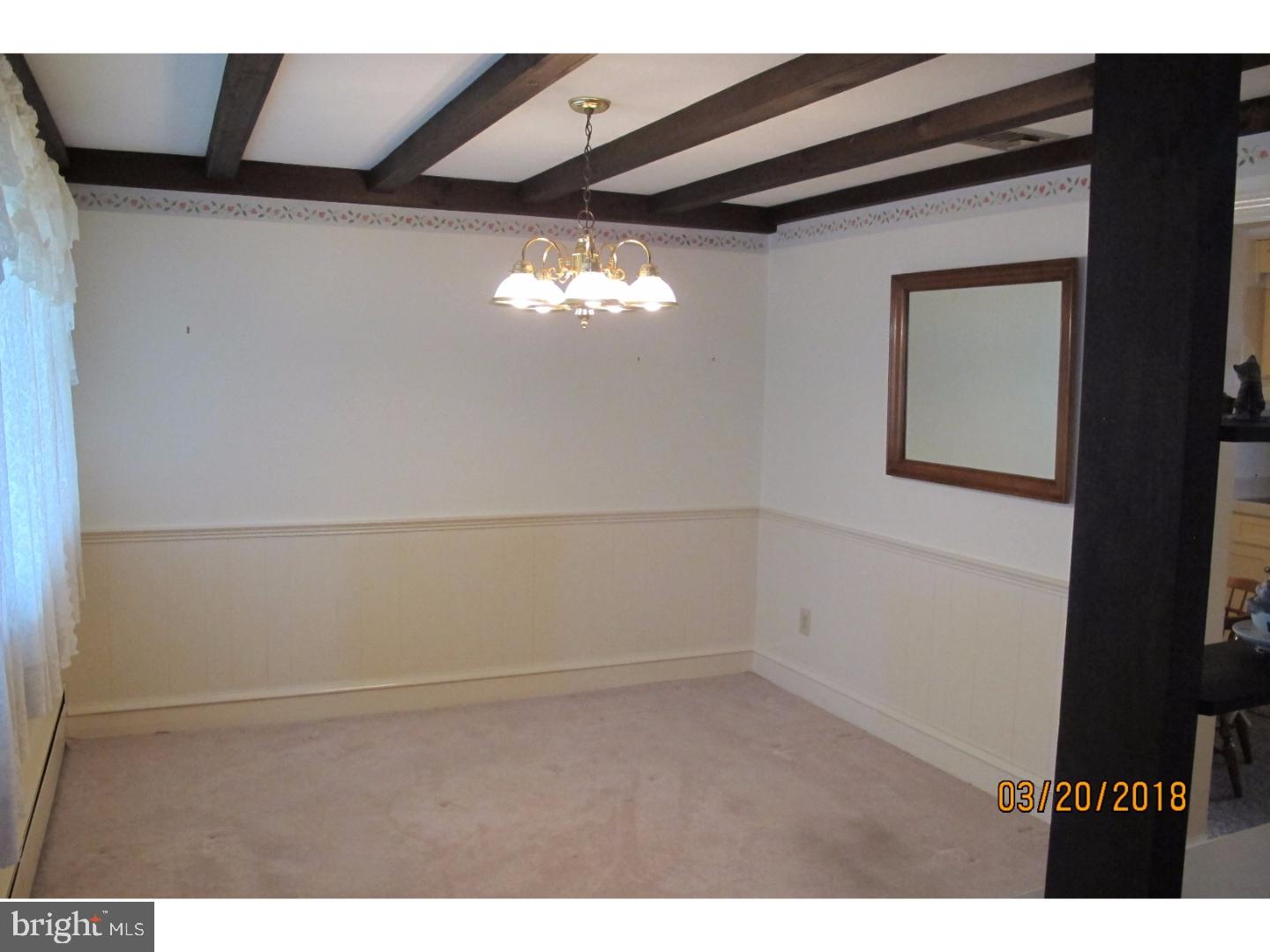 129 Mallard Road Holland, PA 18966 - Photo 8 of 20 Dining Room