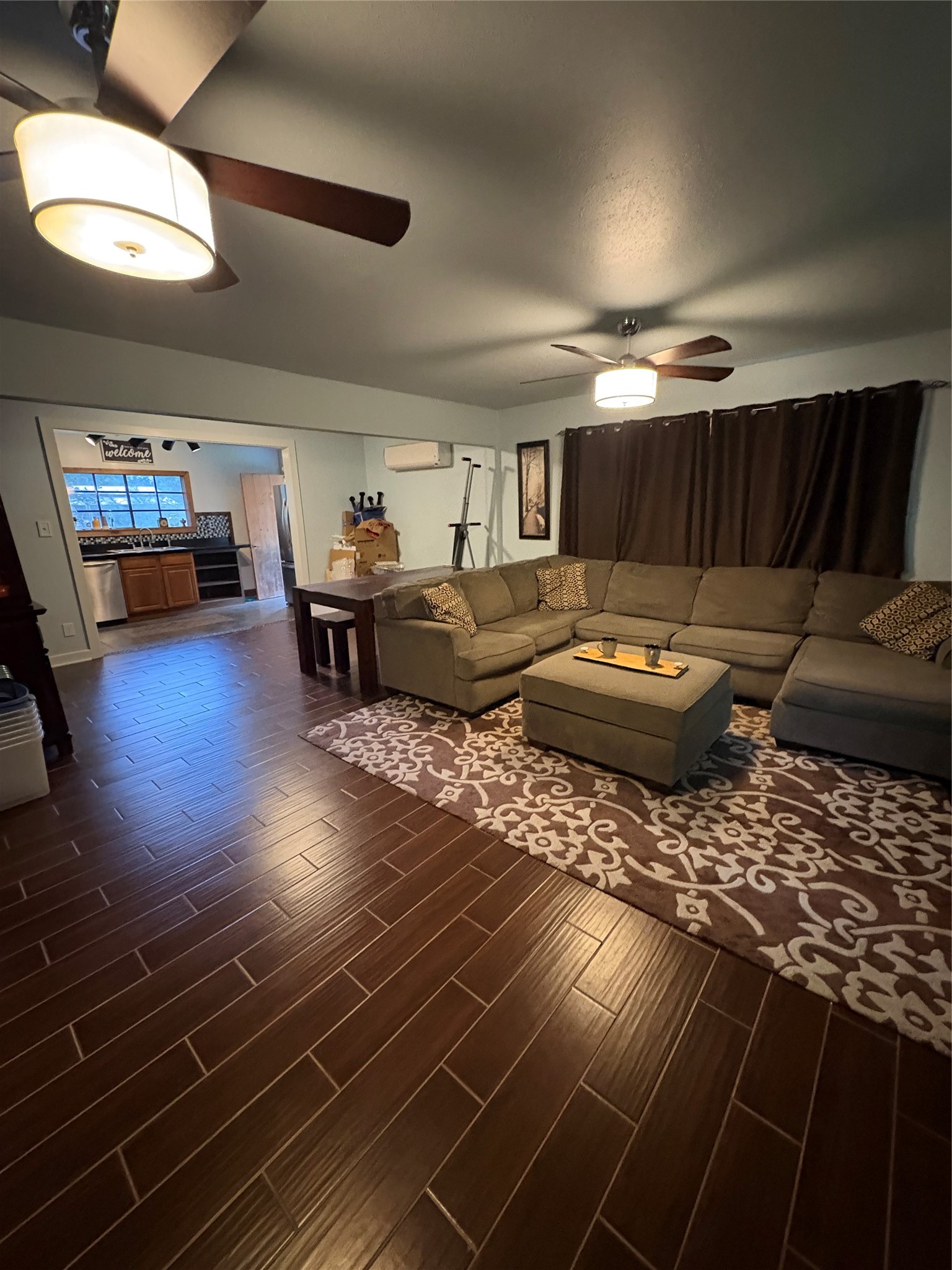 550 Dogwood Road Cleveland, TX 77328 - Photo 26 of 49 a living room with furniture and a lamp