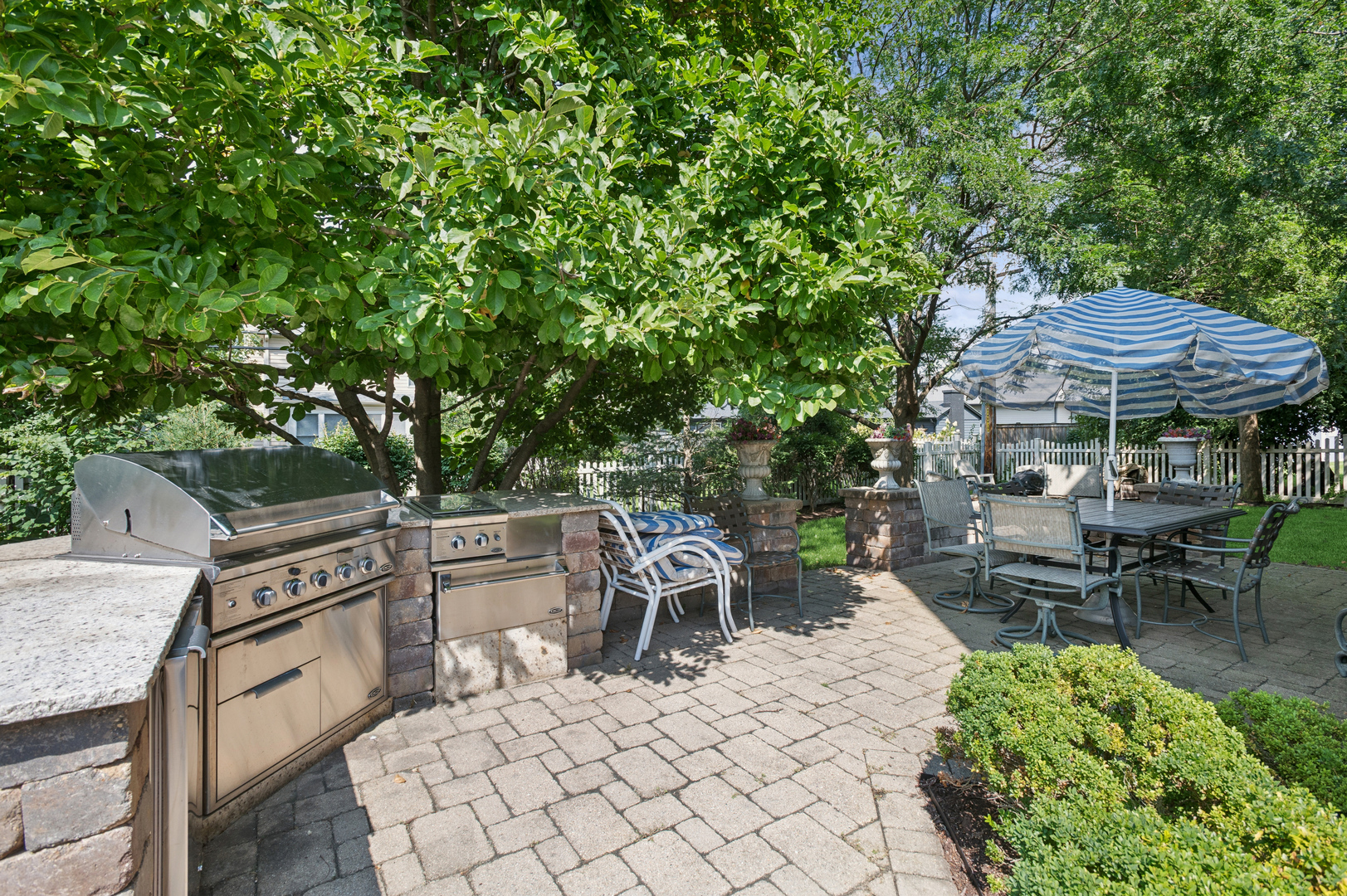 415 Ranch Road Wheaton, IL 60187 - Photo 33 of 38 Gallery Image 33