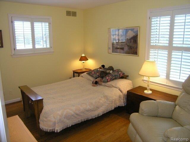 81 Colonial Road Grosse Pointe, MI 48236 - Photo 16 of 25 Bedroom 2