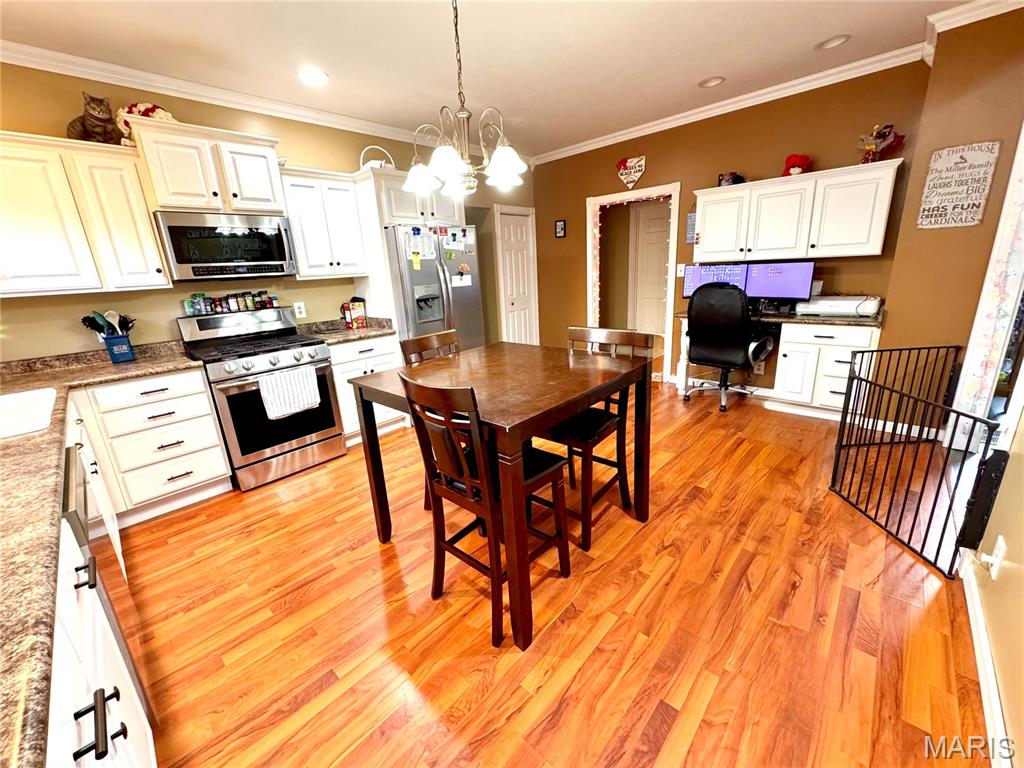 406 South Poplar Street Mount Olive, IL 62069 - Photo 13 of 21