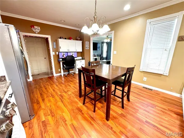 $159,000 | 406 South Poplar Street, Mount Olive, IL 62069