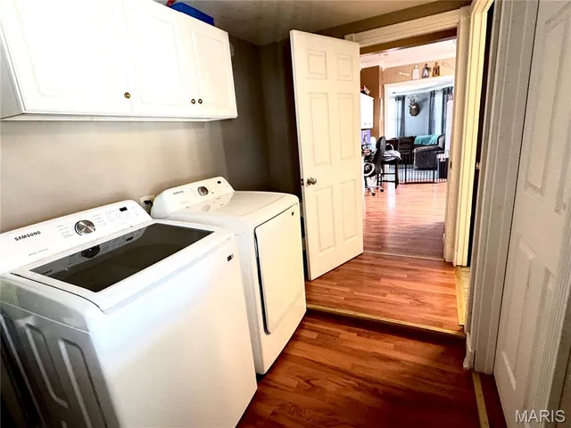 $164,900 | 406 South Poplar Street, Mount Olive, IL 62069