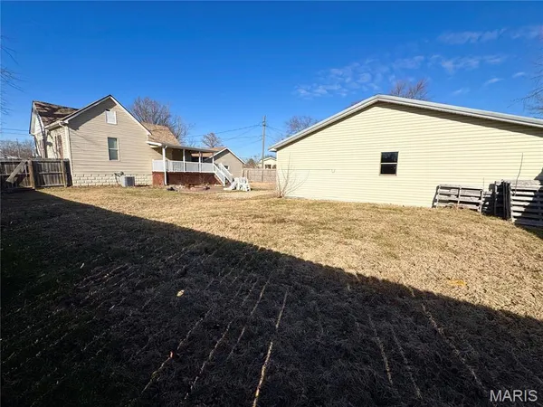 $159,000 | 406 South Poplar Street, Mount Olive, IL 62069