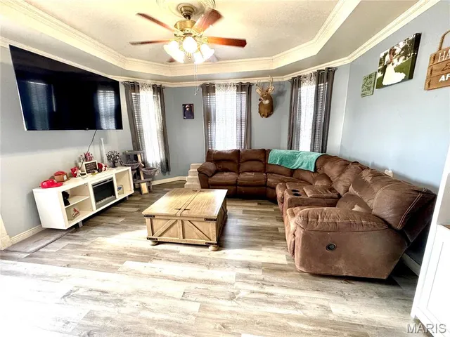 $164,900 | 406 South Poplar Street, Mount Olive, IL 62069