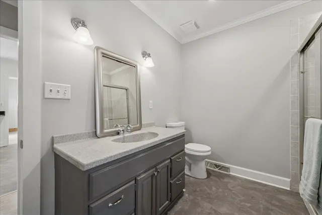 $345,000 | 401 East Tower Drive, Barrington, IL 60010