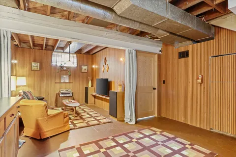 $375,000 | 351 South Madison Street, Evansville, WI 53536