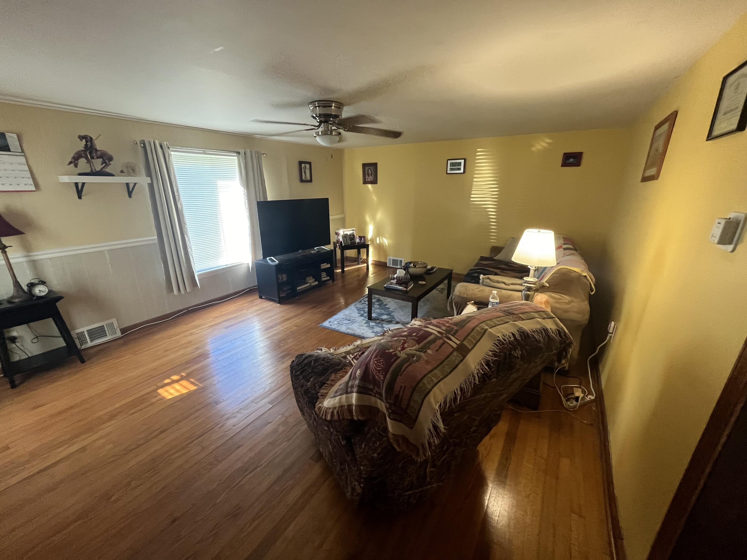 26 Copps Hill Road Buchanan, VA 24066 - Photo 3 of 14 IMG_7517
