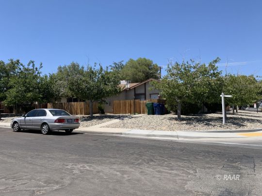 840 Commercial Avenue Ridgecrest, CA 93555 - Photo 3 of 6 a view of street with parked cars