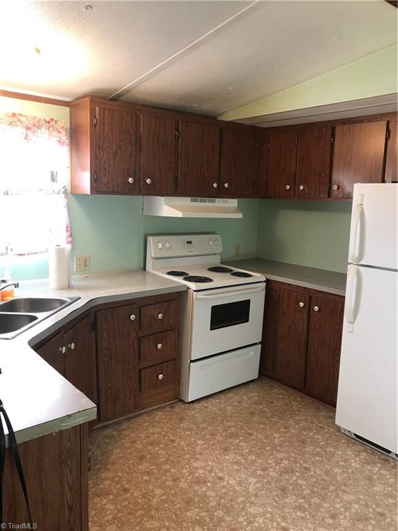 2269 Noahtown Road Thomasville, NC 27360 - Photo 11 of 11