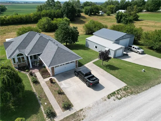 $429,000 | 41759 West 88th Street, Richmond, MO 64085