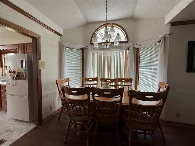 $429,000 | 41759 West 88th Street, Richmond, MO 64085